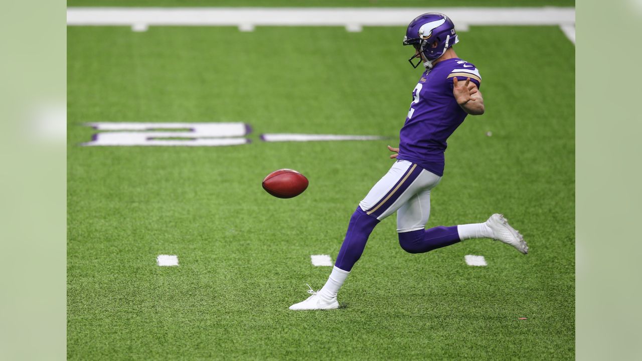 Vikings agree to extension with Britton Colquitt - Daily Norseman