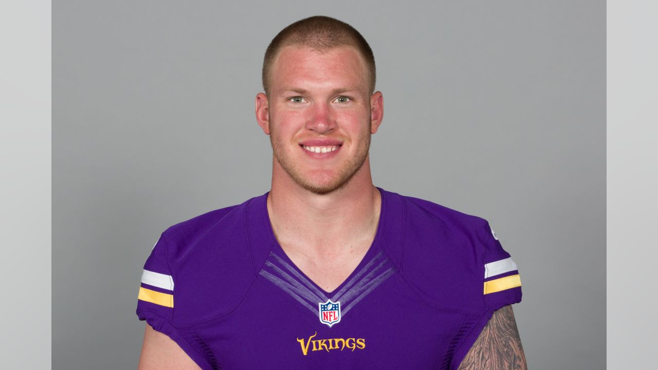 Browning, Dozier among cuts as Vikings set initial 53-man roster