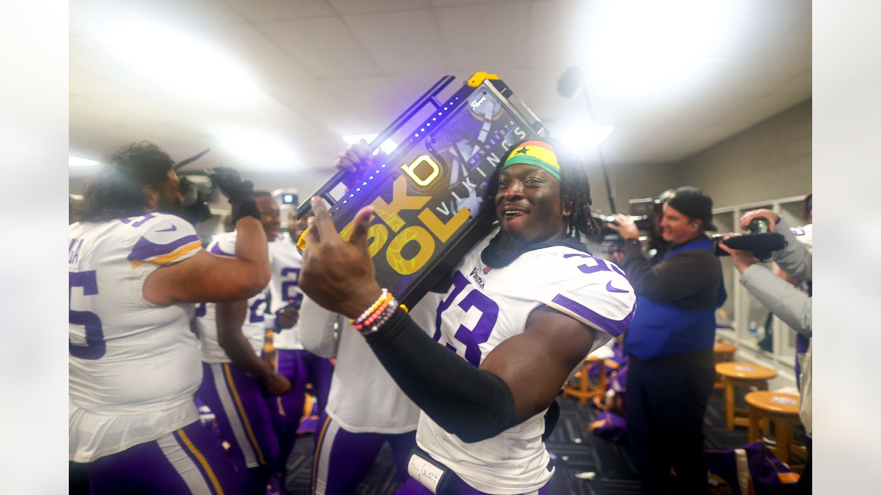 Dalvin Cook & Justin Jefferson Make Special Jersey Swaps After Big Days in  Buffalo