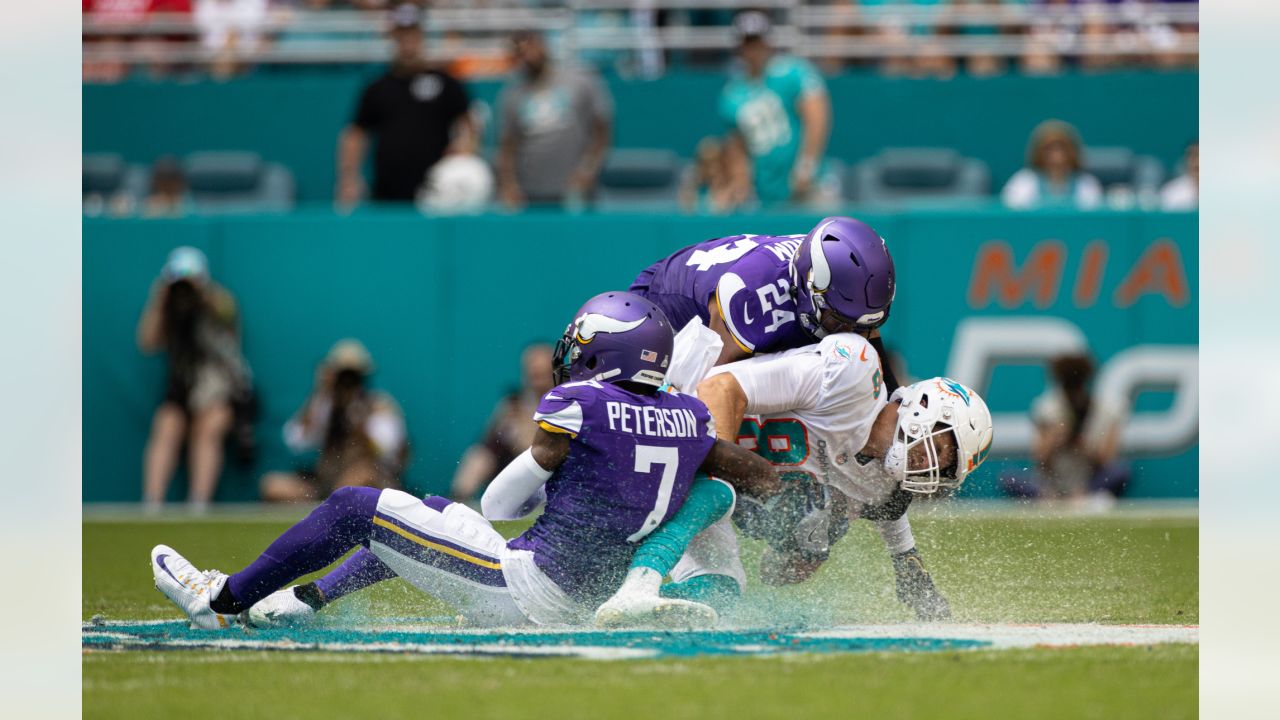 Minnesota Vikings safety Josh Metellus (44) in action during an NFL  football game against the Chicago Bears, Sunday, Jan. 9, 2022 in  Minneapolis. Minnesota won 31-17. (AP Photo/Stacy Bengs Stock Photo - Alamy