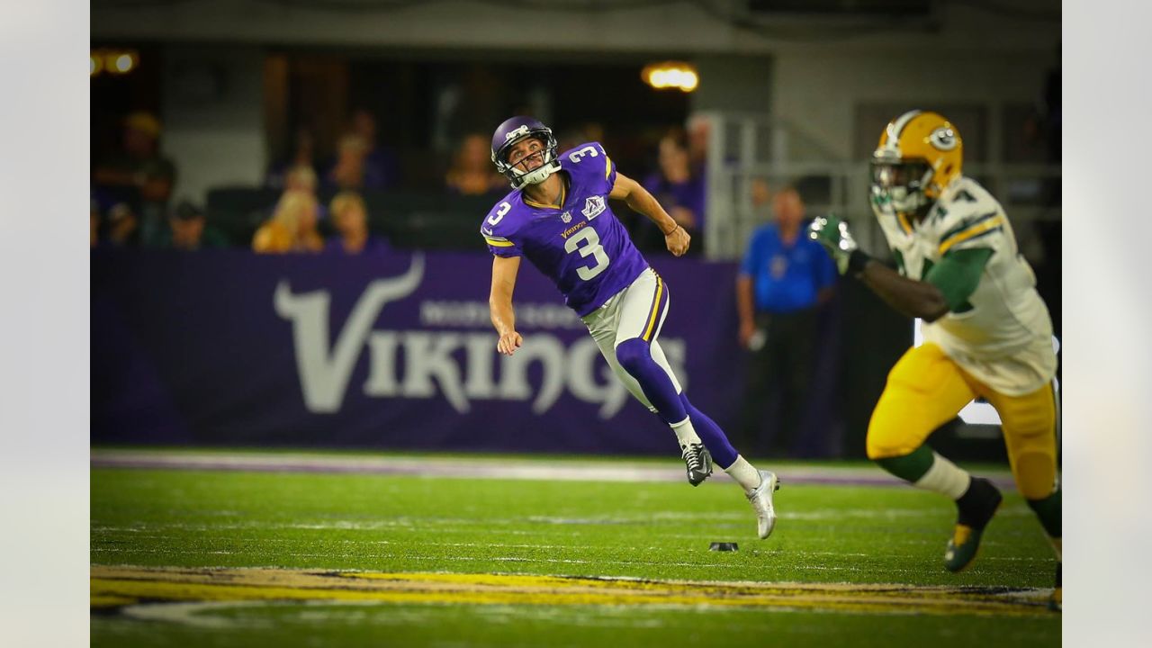 Opening night: Vikings, Packers set to clash in first official game at U.S.  Bank Stadium - Duluth News Tribune