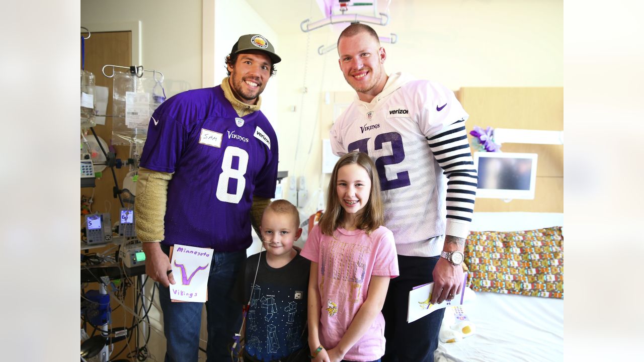 Vikings tight end Kyle Rudolph grounded by family, reaching for stardom –  Twin Cities