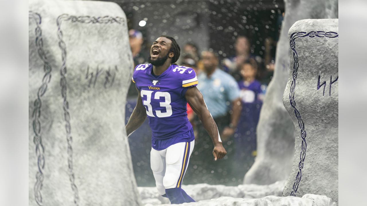 Dalvin Cook signs his deal with the Jets and looks forward to being 'part  of something special' – KGET 17