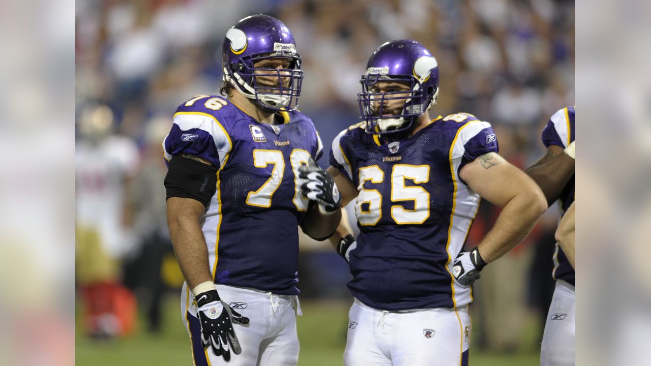 Former Vikings great Steve Hutchinson raised standard for NFL guards North  News - Bally Sports