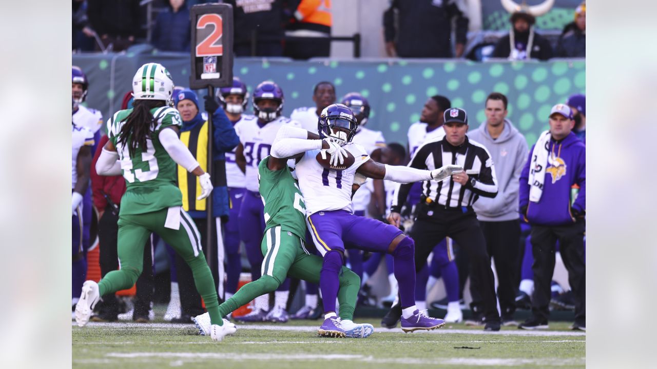 Vikings' Justin Jefferson takes shot at Jets' D.J. Reed on social