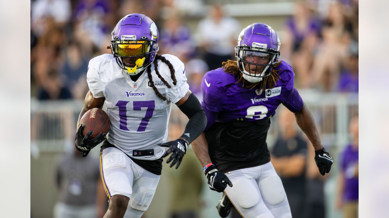 4 Vikings plummeting down the depth chart in training camp