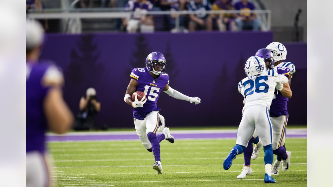 Vikings put Chisena, Nwangwu and Smith on injured reserve North