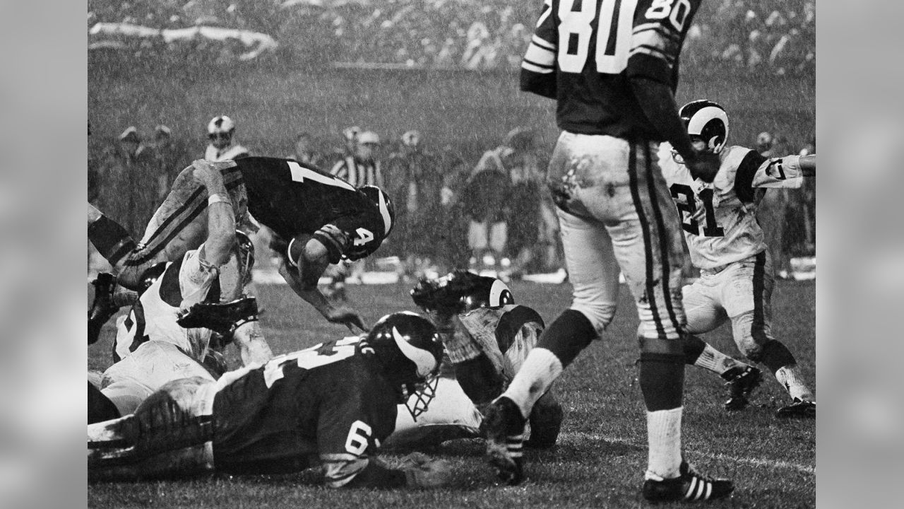 Flashback Friday: Vikings 24, Rams 13 (1976)