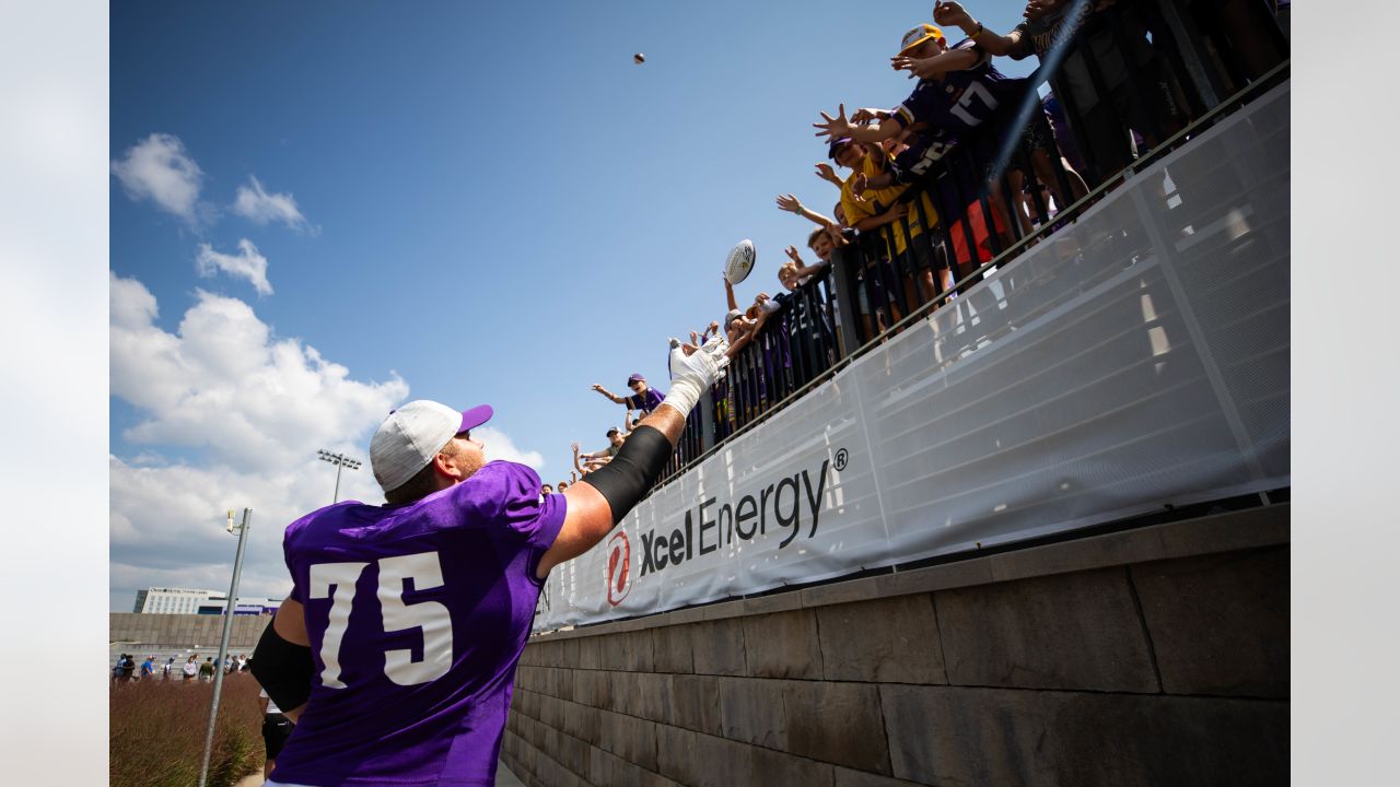 Guide to Game Day: Vikings Vs. Titans at U.S. Bank Stadium