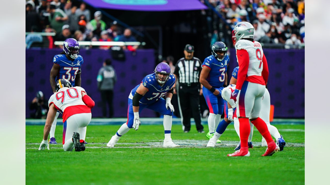 NFL on X: The @Vikings 2022 Pro Bowlers! #SKOL Full 2022 #ProBowl