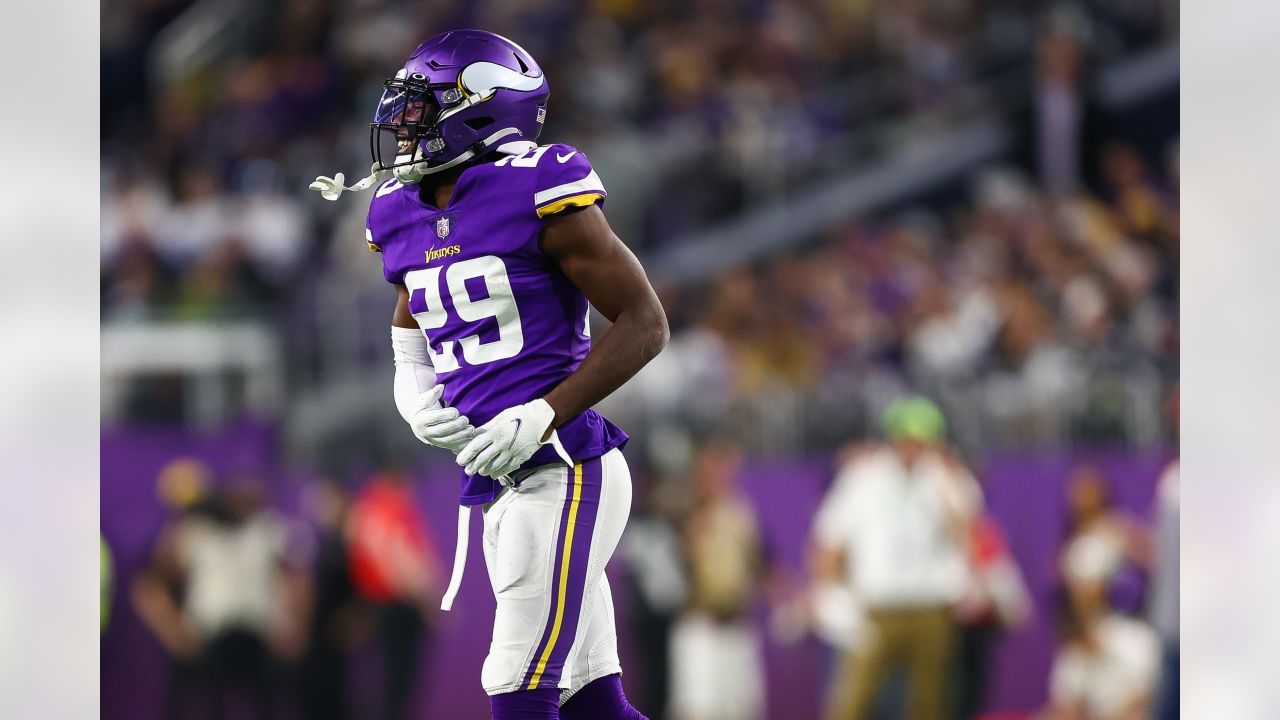 Dalvin Cook Provides Inspiration at 2-Day Youth Football Camp