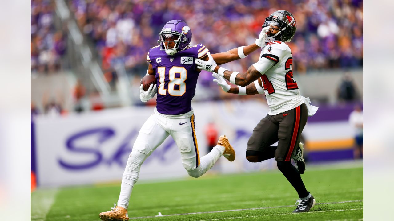 Navigating the Labyrinth of Grades: A Pro Football Focus Analysis of the  Minnesota Vikings' Week 1 Performance vs Tampa Bay Buccaneers - Vikings  Central