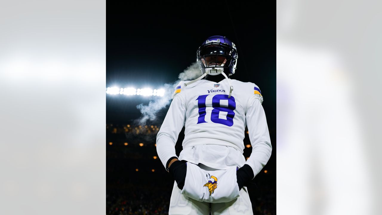 NFL's 10 highest-graded wide receivers against zone coverage: Vikings'  Justin Jefferson and Raiders' Davante Adams make two of the top three, NFL  News, Rankings and Statistics