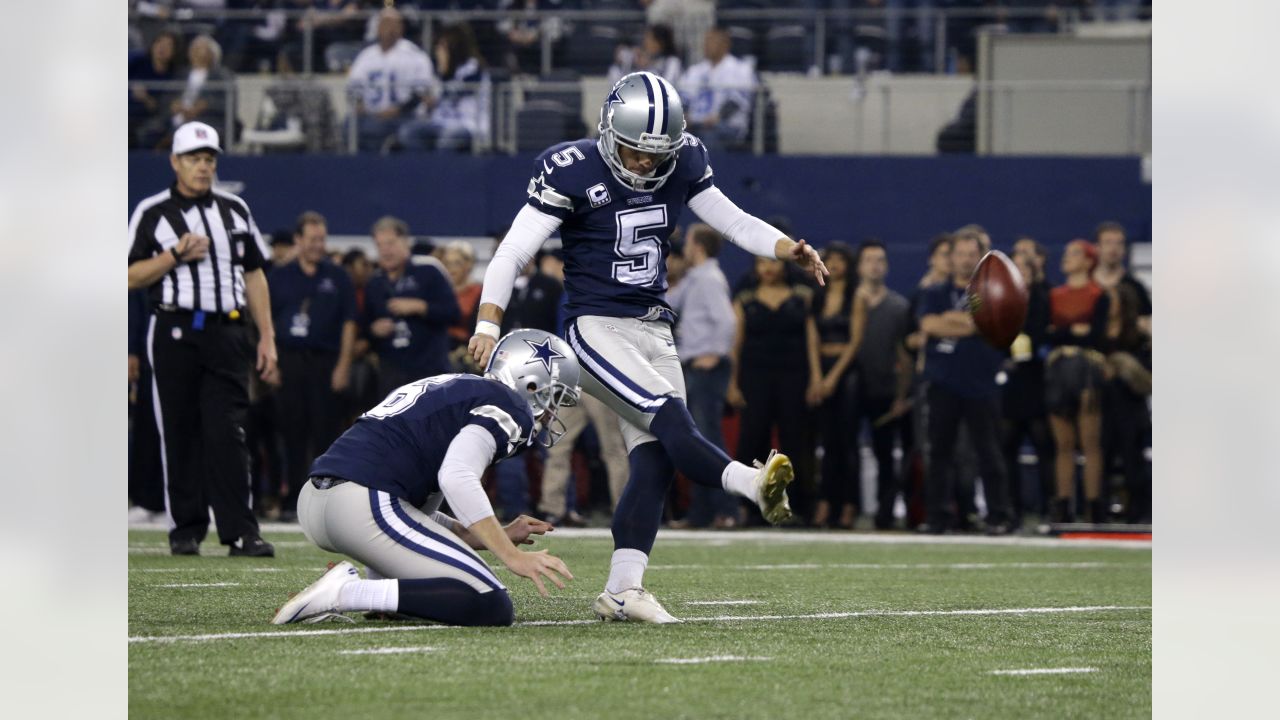 Dallas Cowboys punter Chris Jones (6) and kicker Dan Bailey (5