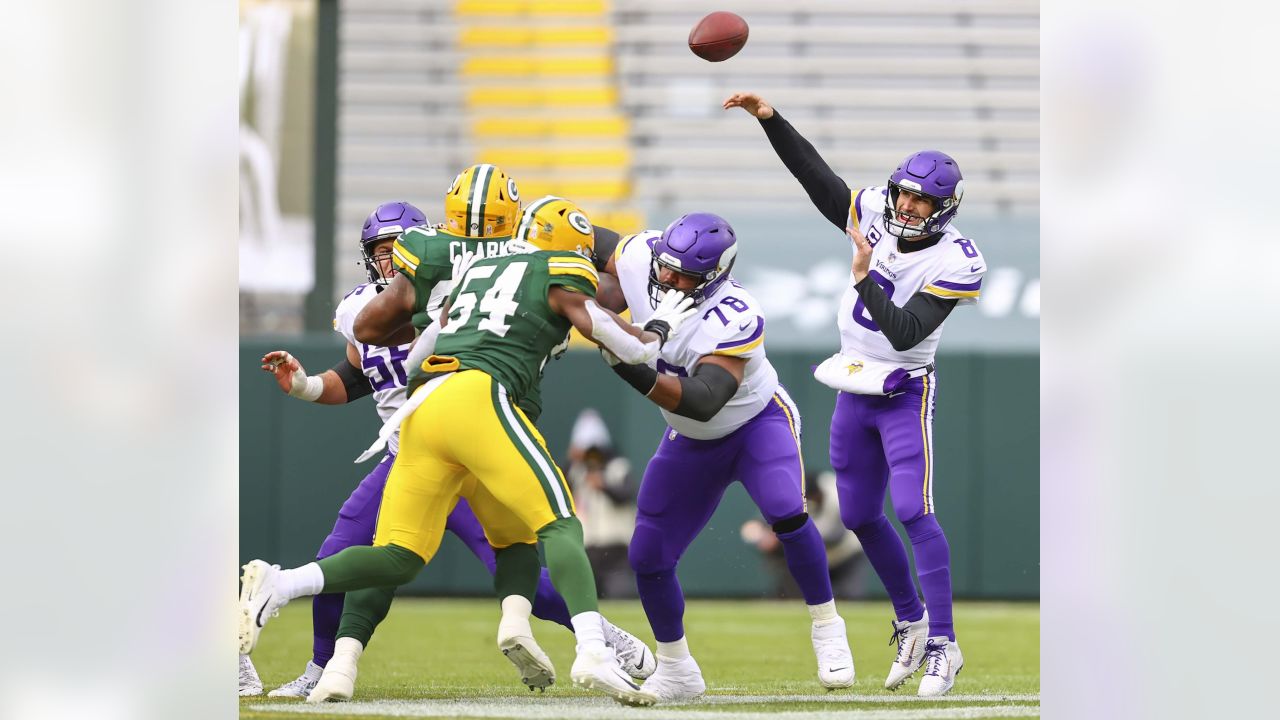 Vikings defeat Packers 28-22 behind four Cook touchdowns