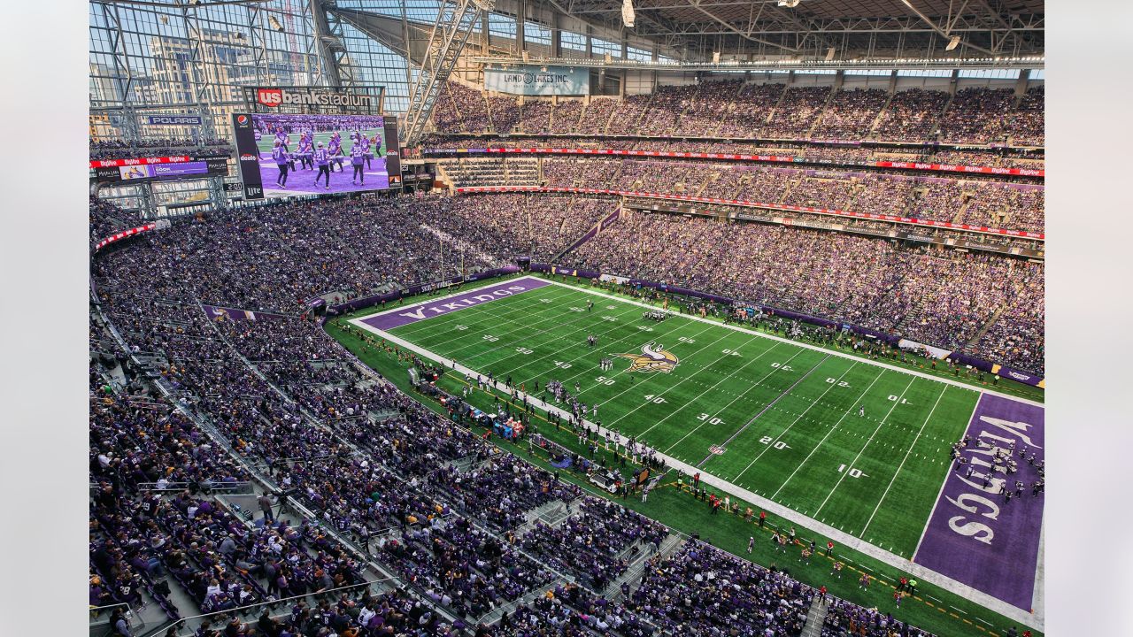 Minnesota Vikings Open U.S. Bank Stadium With Ambitious Video Plan