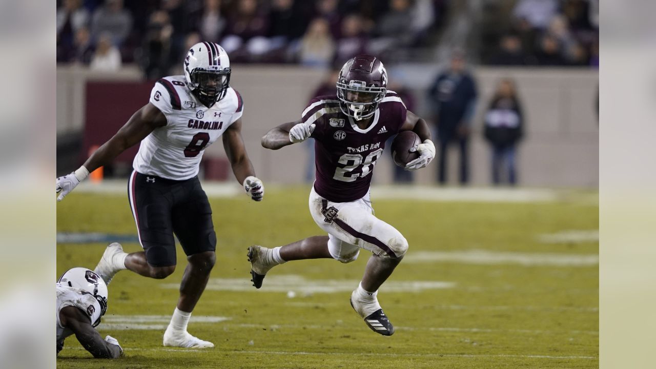 Texas A&M running back Isaiah Spiller runs a drill during the NFL