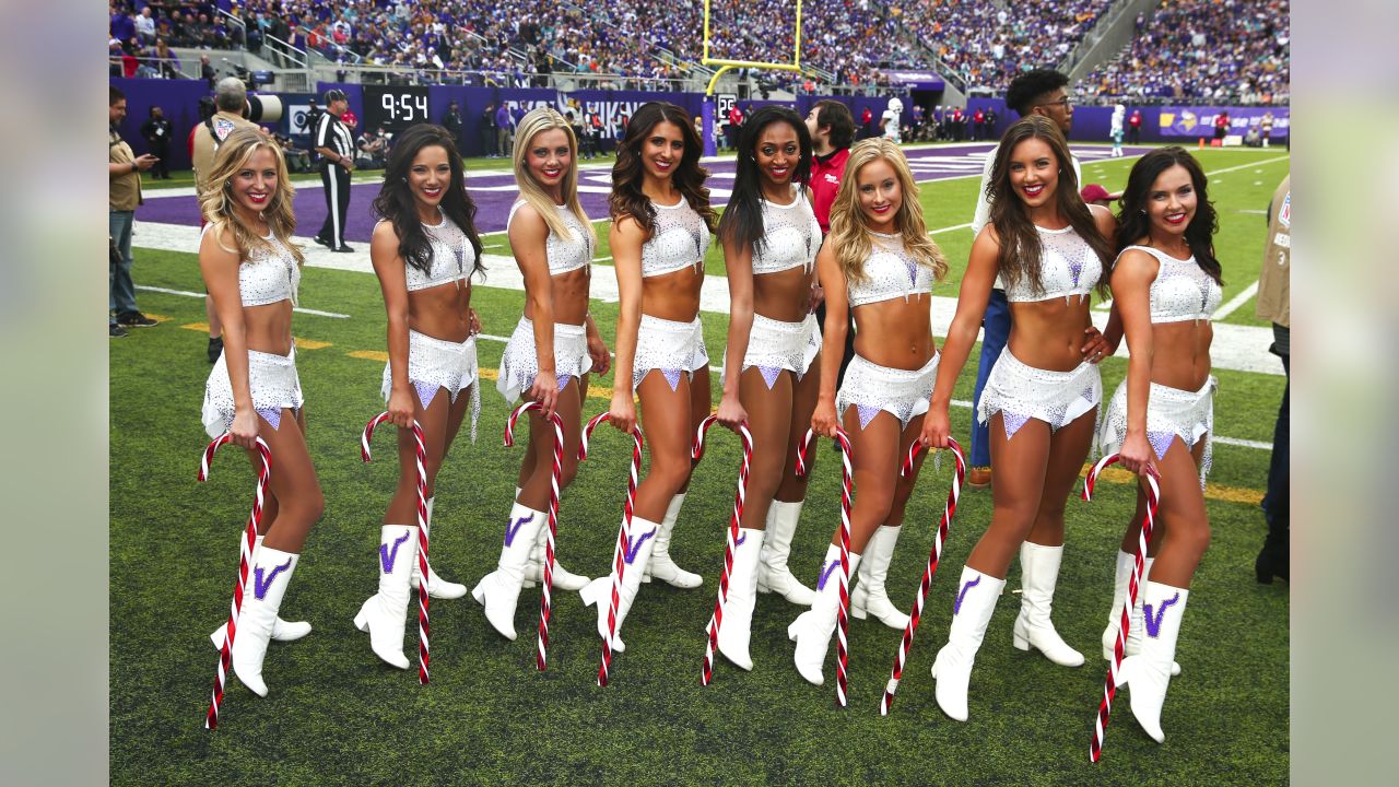 An image from the December 16, 2018 home game against the Miami Dolphins at U.S. Bank Stadium in Minneapolis, Minnesota. The Vikings won 41-17.