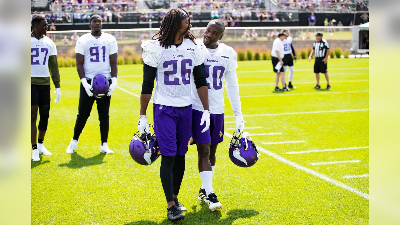 Adam Thielen Arrives at Vikings Game Wearing New Byron Buxton