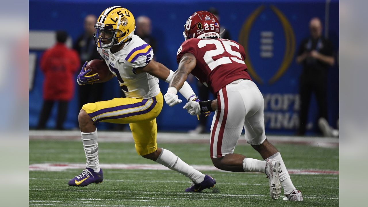 NFL on X: With the No. 22 overall pick, the @Vikings select @LSUfootball  WR Justin Jefferson! (by @Bose) 