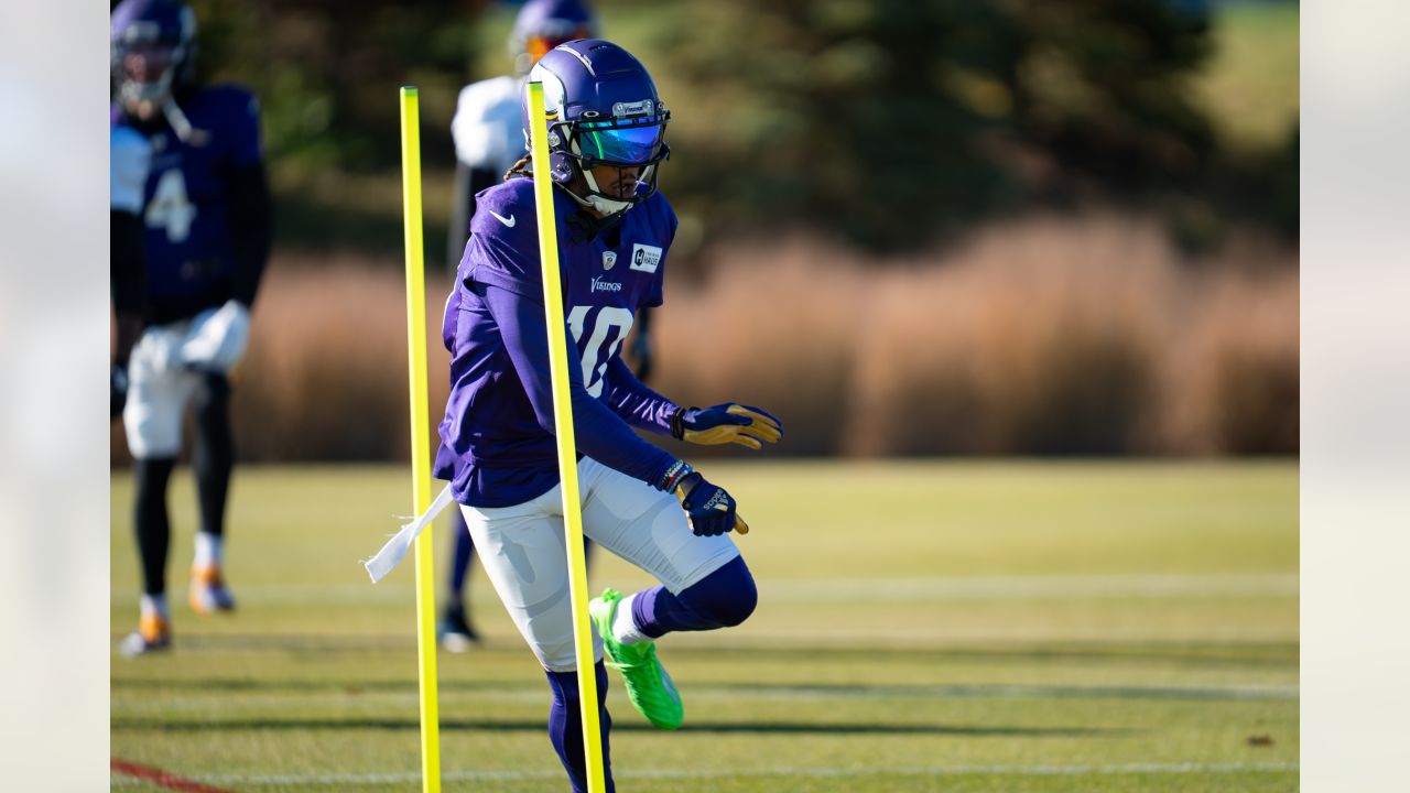 NFL Week 8 streaming guide: How to watch the Arizona Cardinals - Minnesota  Vikings game - CBS News