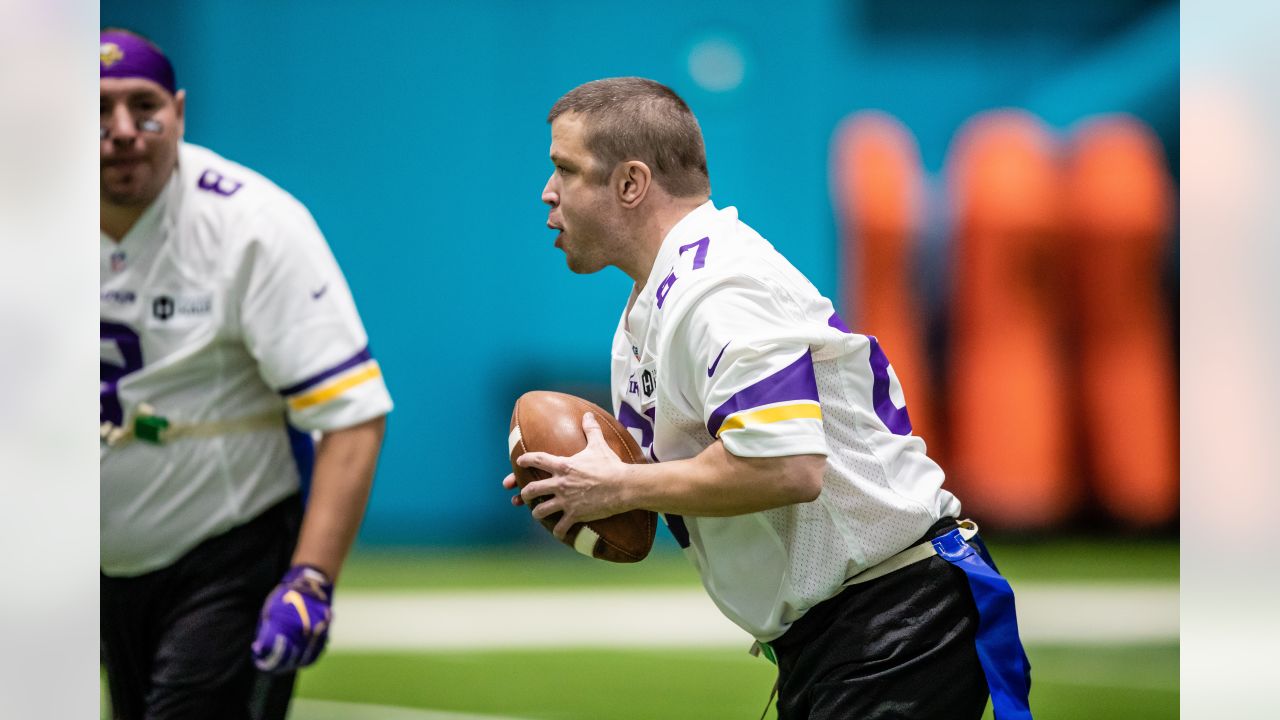 WATCH: Dolphins rookies coach, ref Special Olympics flag football game