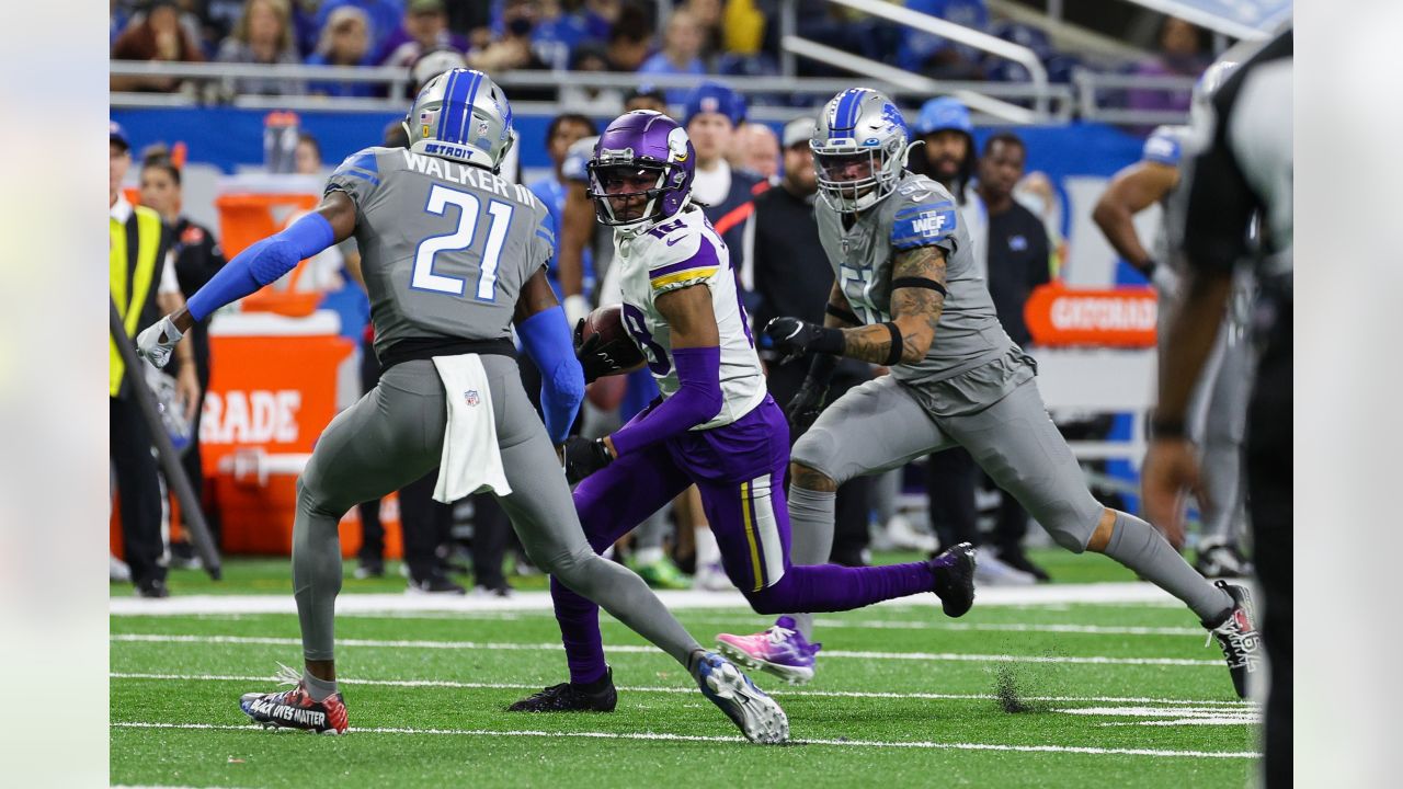 Vikings surrender last-second touchdown, lose 29-27 to Detroit National  News - Bally Sports