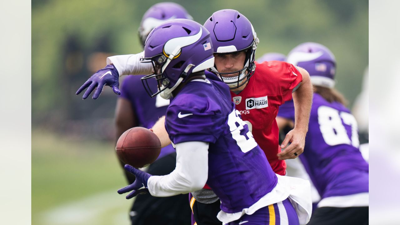 Minnesota Vikings rookie Lewis Cine missing from training camp night  practice - Sports Illustrated Minnesota Sports, News, Analysis, and More