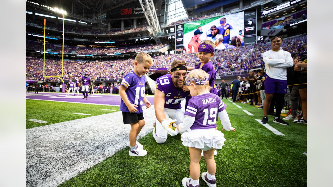 YOU LIKE THAT!? T-Shirt Kirk Cousins Yell Skol Kings Fits Vikings Fan Jersey