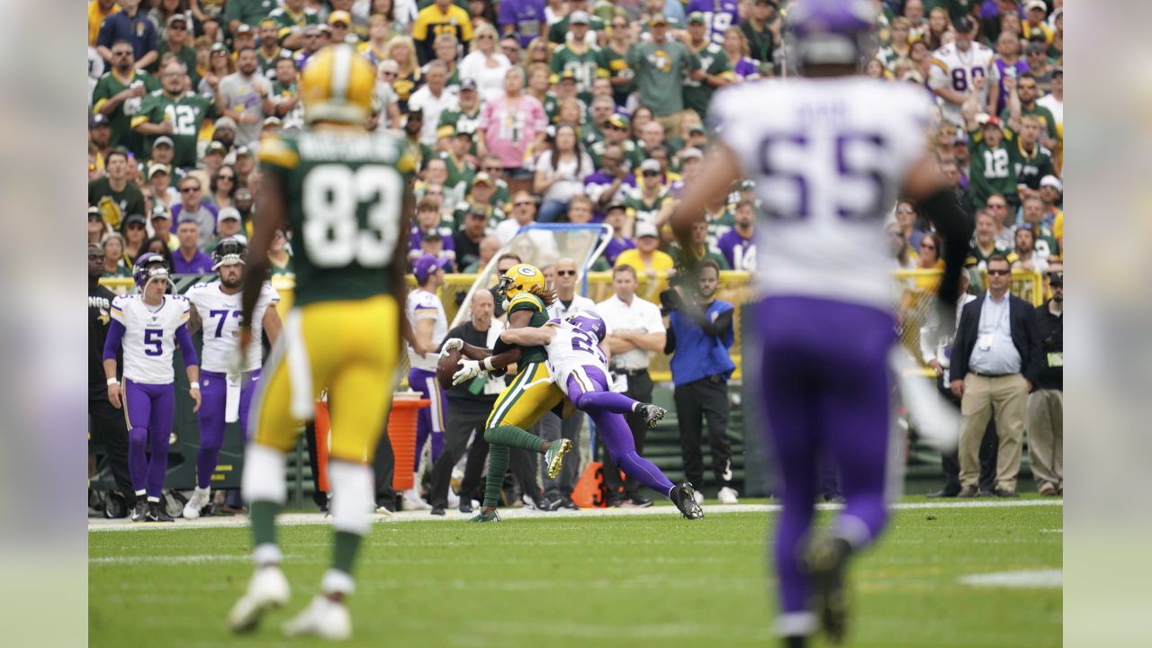 Here's how experts saw the offensive pass interference call on the Vikings  against Packers