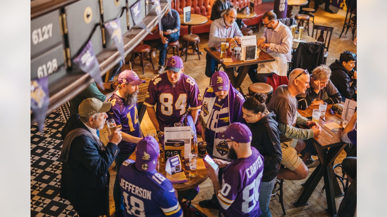 Caffeine-free Vikings: Team gets tips on London travel for Browns game