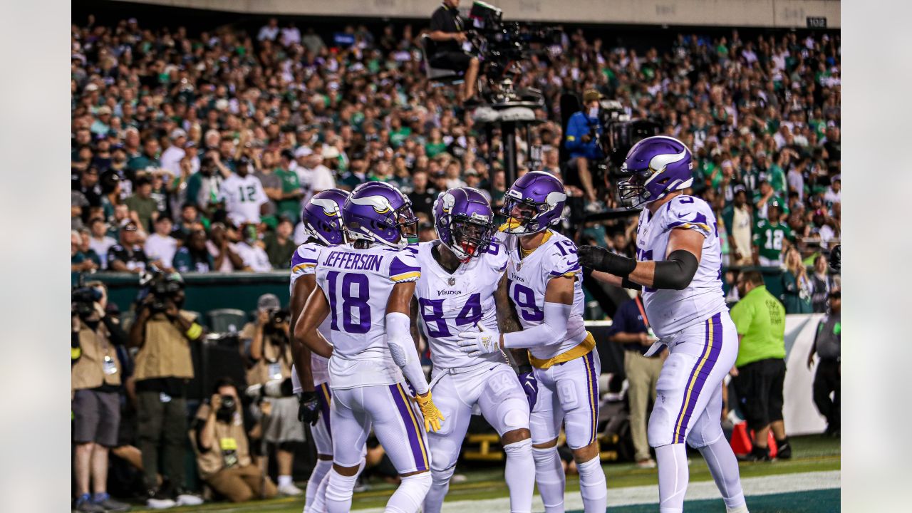 Cousins, Vikings aim to keep themselves protected vs. daunting Eagles  defense - The San Diego Union-Tribune