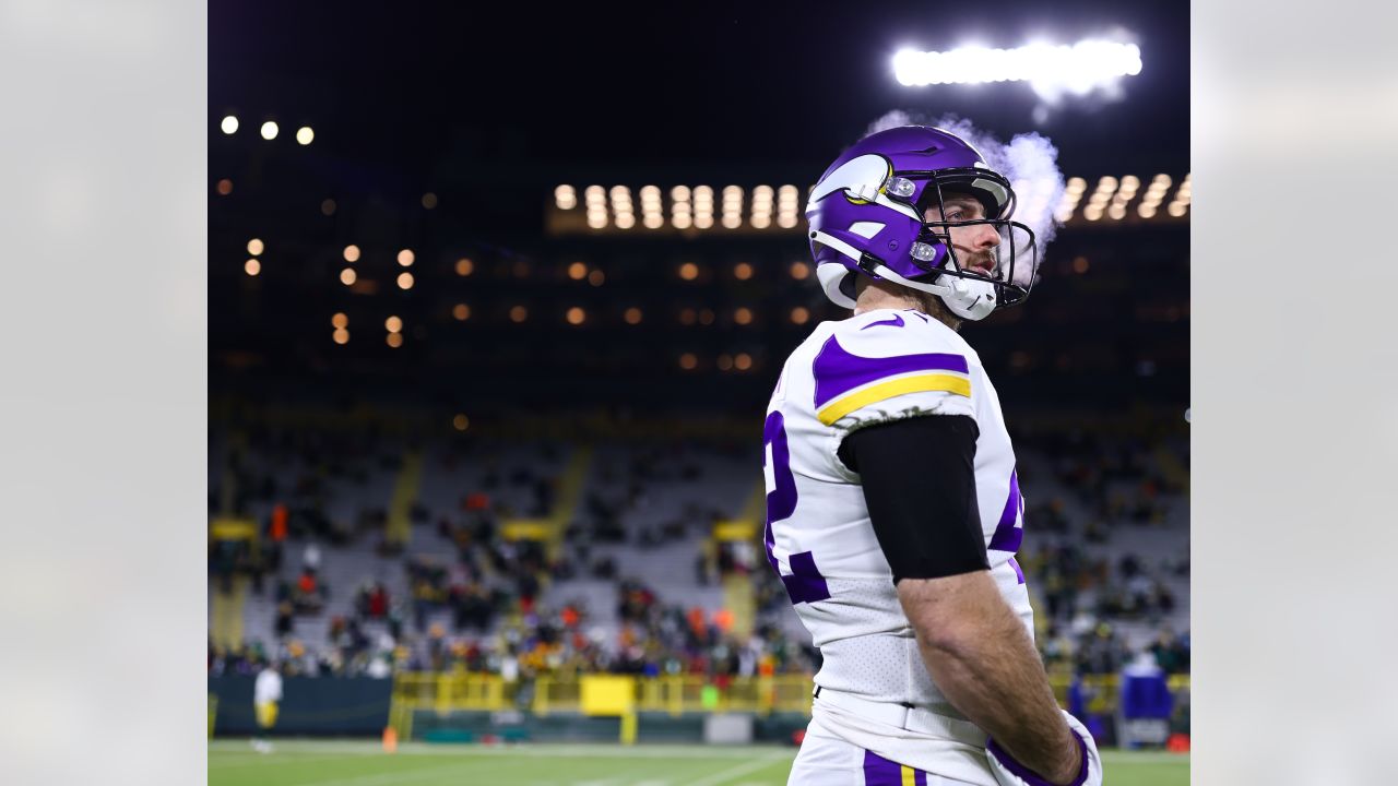 Vikings kicker Greg Joseph signs RFA tender to officially return