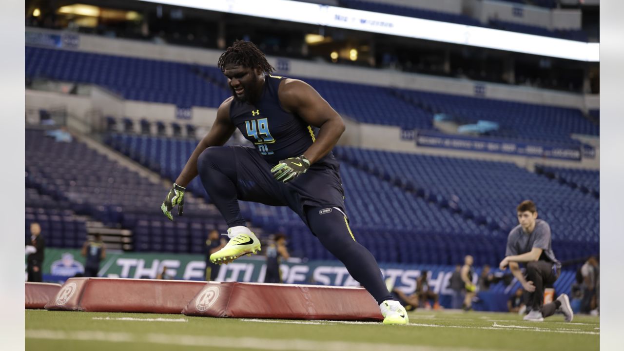 Michigan State wide receiver Jalen Nailor runs a drill during the NFL  football scouting combine, Thursday, March 3, 2022, in Indianapolis. (AP  Photo/Darron Cummings Stock Photo - Alamy