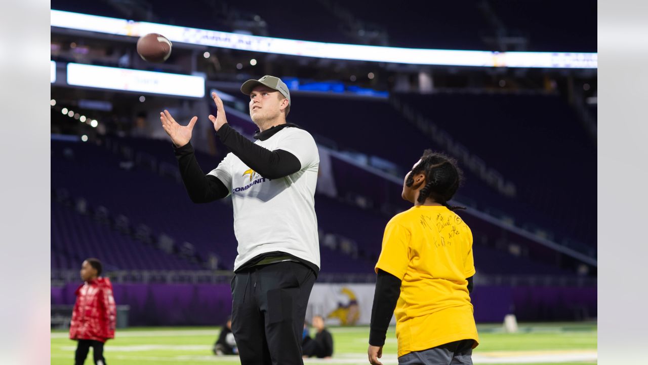 Vikings Players Receive Sleep Number Beds