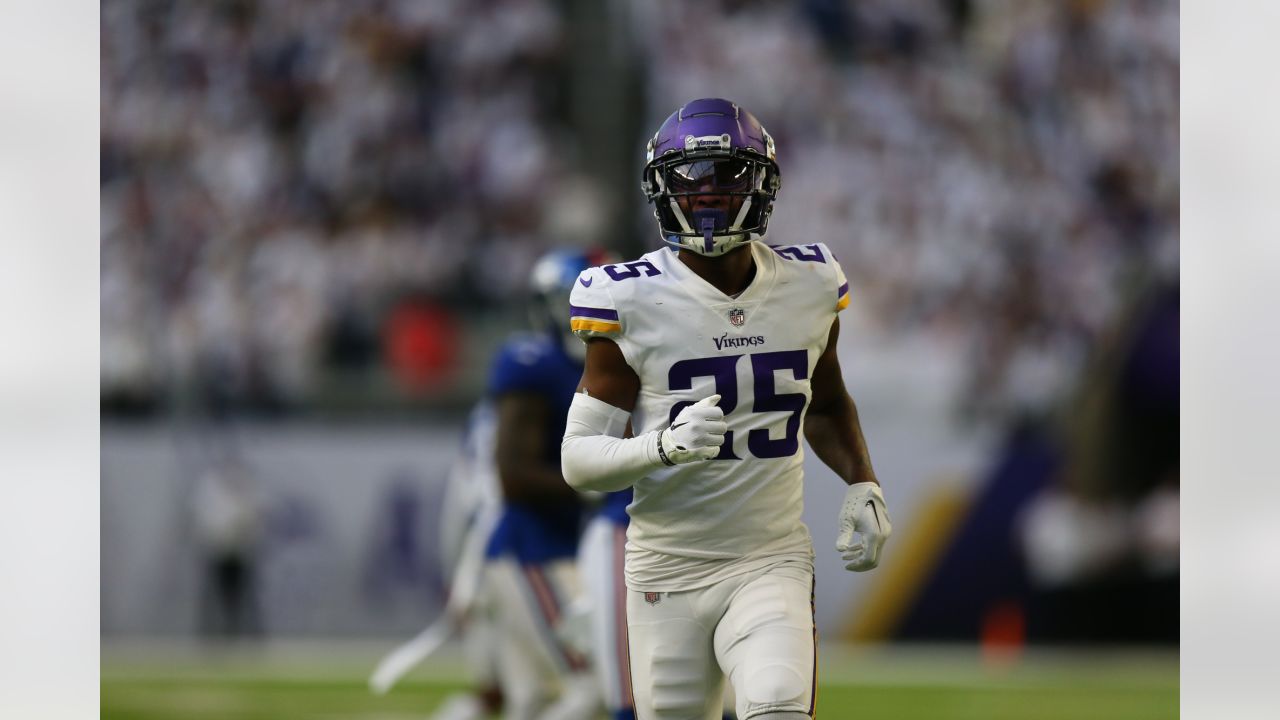 Minnesota Vikings safety Josh Metellus (44) in action during an NFL  football game against the Chicago Bears, Sunday, Jan. 9, 2022 in  Minneapolis. Minnesota won 31-17. (AP Photo/Stacy Bengs Stock Photo - Alamy