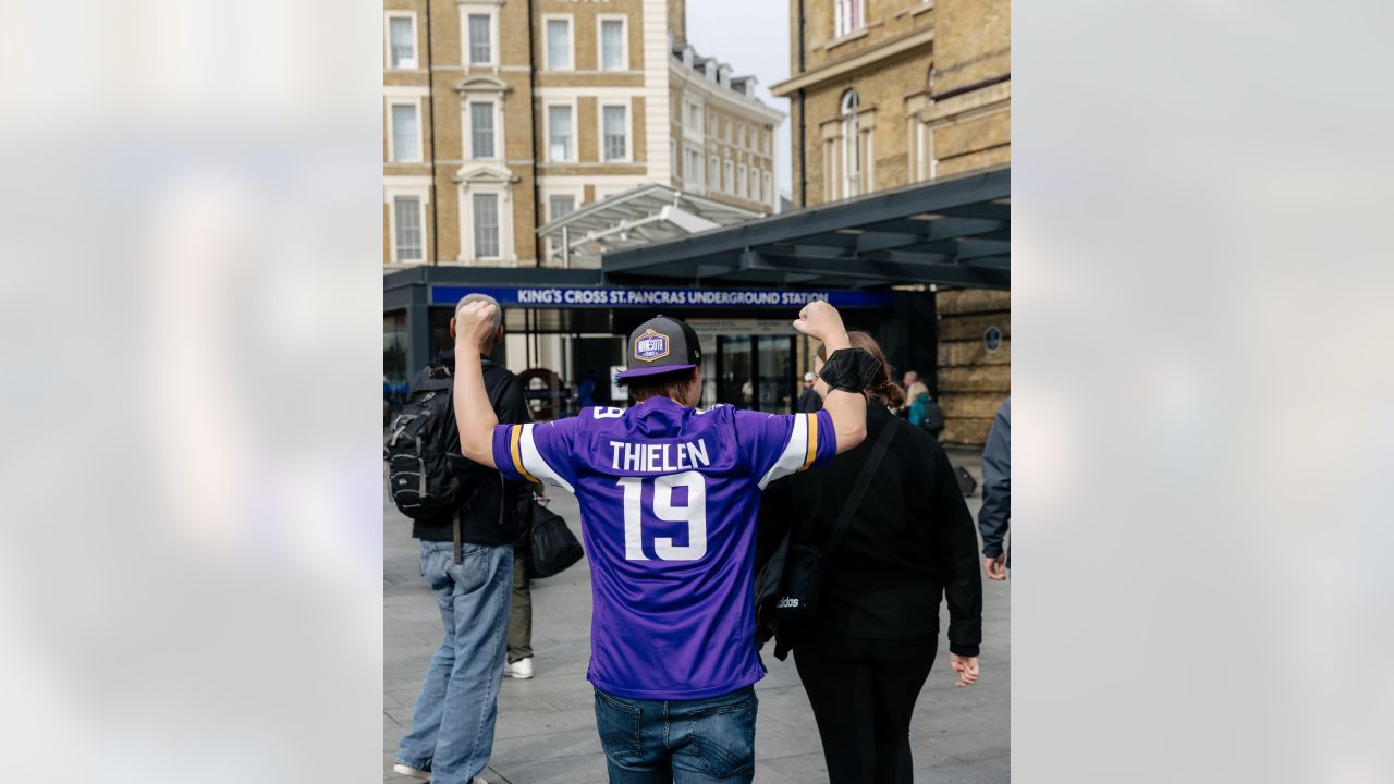 London game brings out the purple passion, knowledge of European Vikings  fans – Twin Cities