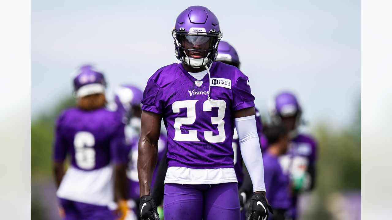 Minnesota Vikings running back Kene Nwangwu (26) during warmups before an  NFL football game against the New York Jets, Sunday, Dec. 4, 2022 in  Minneapolis. (AP Photo/Stacy Bengs Stock Photo - Alamy