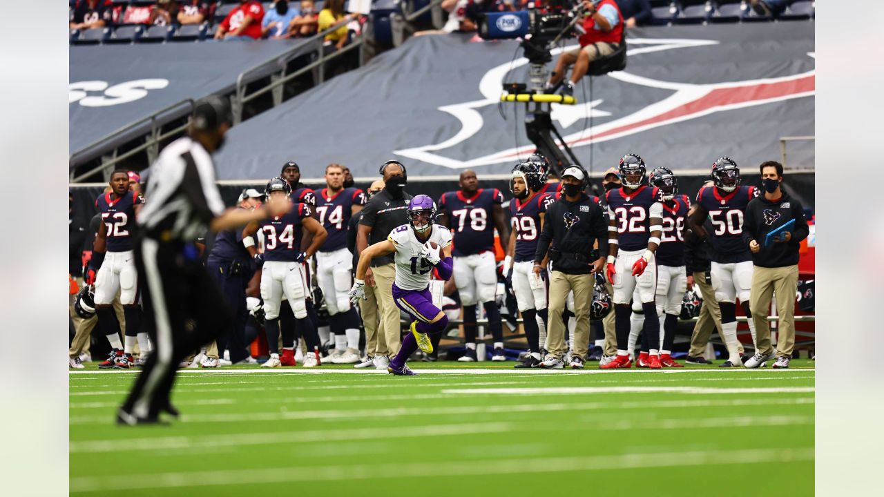 Harrison Smith ejected for shoving official - Sports Illustrated