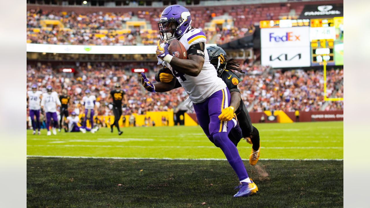 Vikings perform nifty bowling celebration after Harrison Smith's