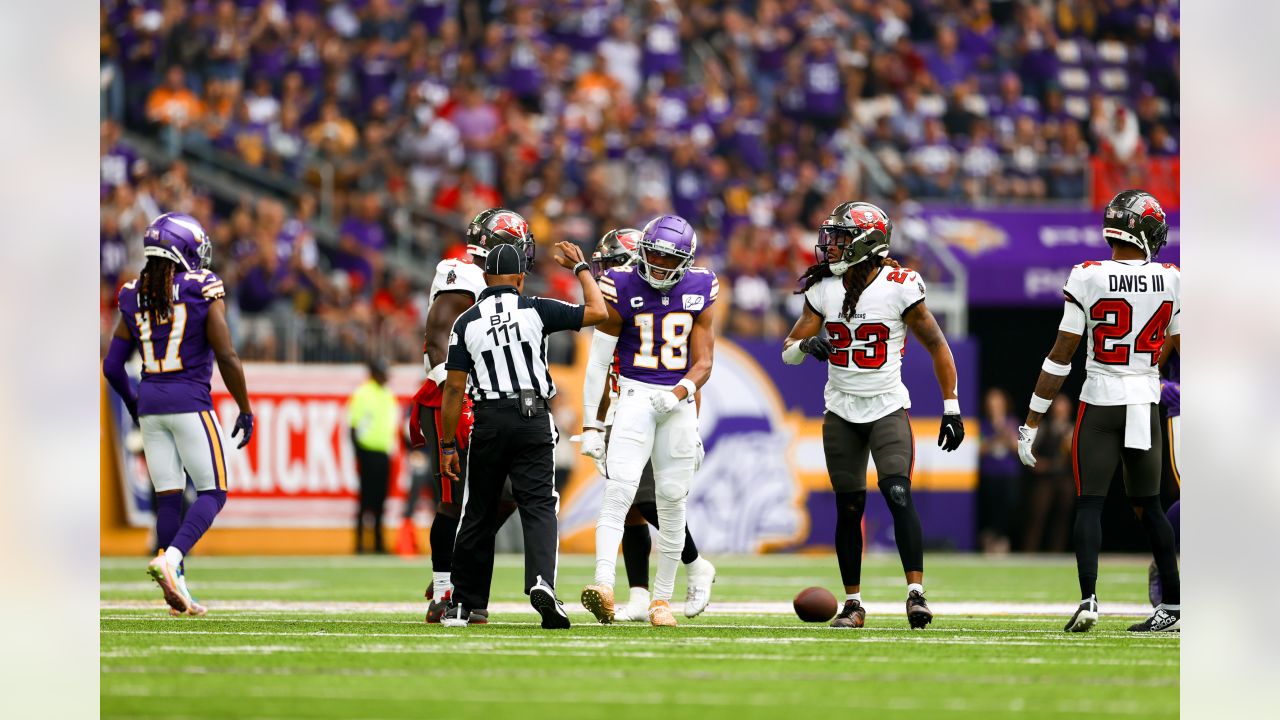 Navigating the Labyrinth of Grades: A Pro Football Focus Analysis of the  Minnesota Vikings' Week 1 Performance vs Tampa Bay Buccaneers - Vikings  Central