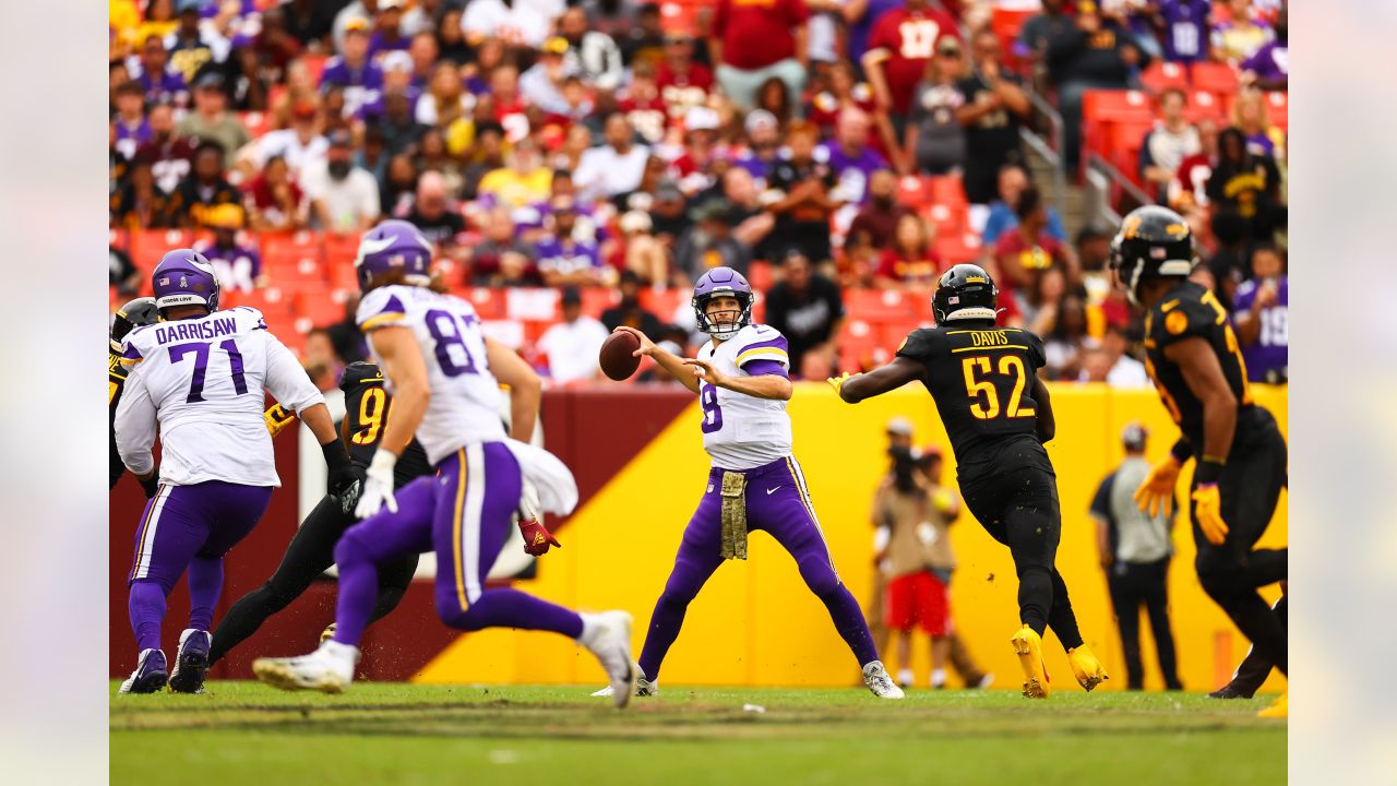 With just days to prepare, T.J. Hockenson shines in full-time role in  Vikings debut - Sports Illustrated Minnesota Vikings News, Analysis and More