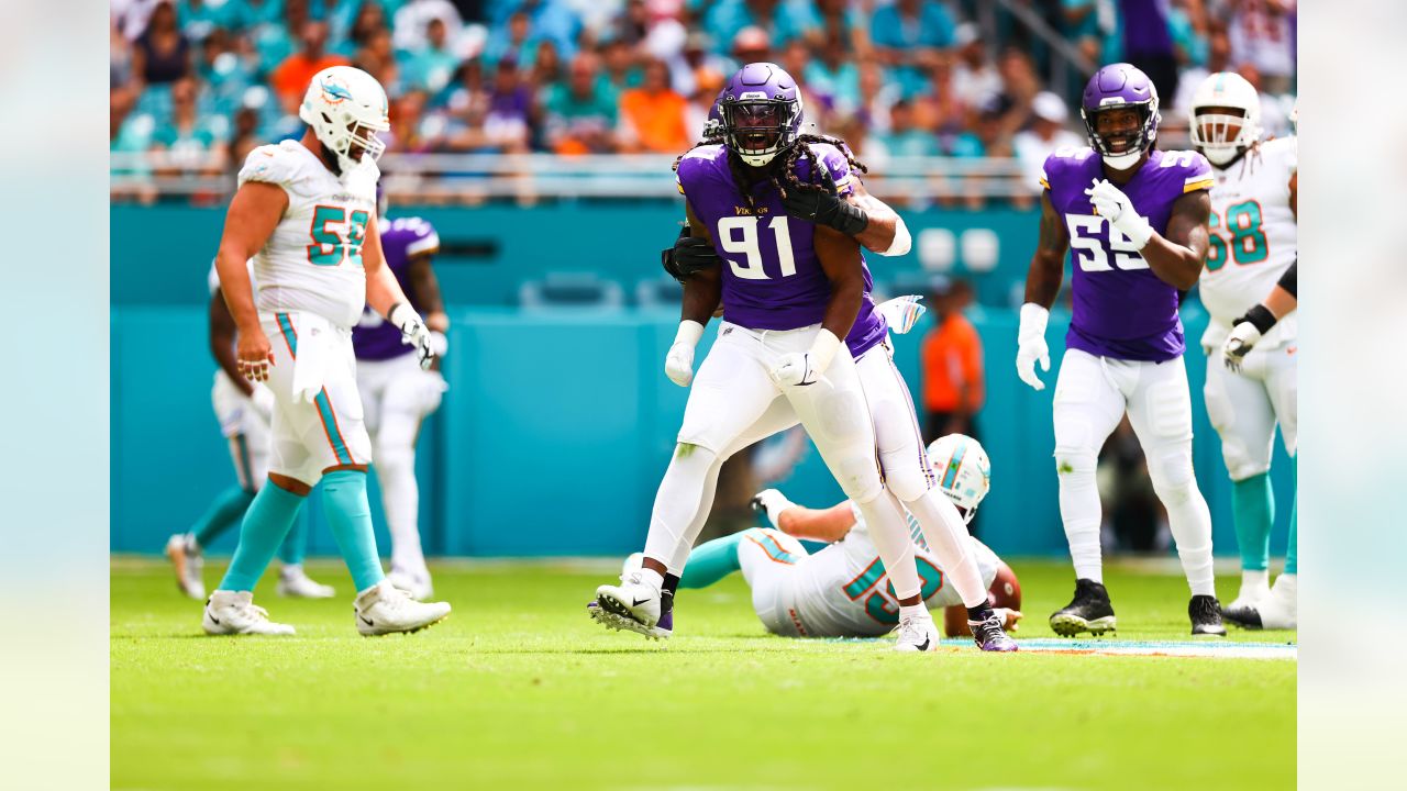 Pro Football Focus Awards High Marks for Vikings Defense Against Dolphins