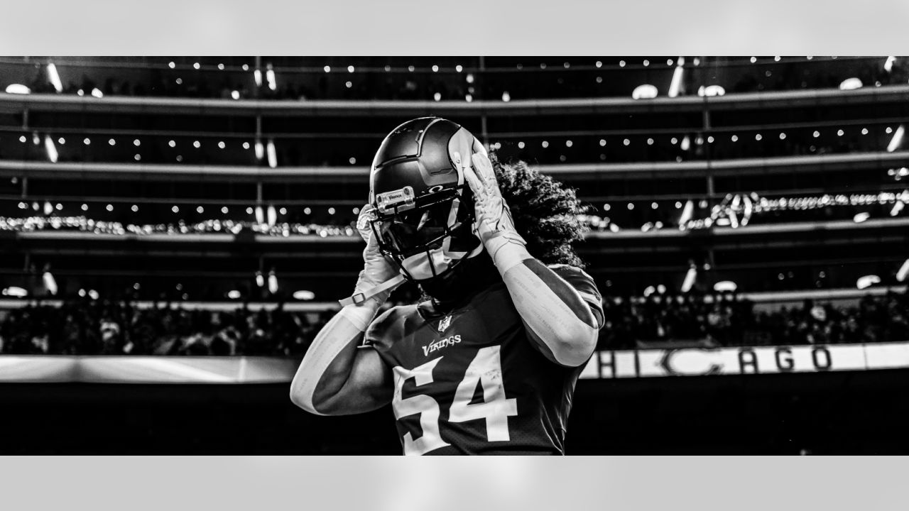 Minnesota Vikings fullback C.J. Ham (30) and linebacker Eric Kendricks (54)  participate at NFL football training camp Friday, July 30, 2021, in Eagan,  Minn. (AP Photo/Bruce Kluckhohn Stock Photo - Alamy