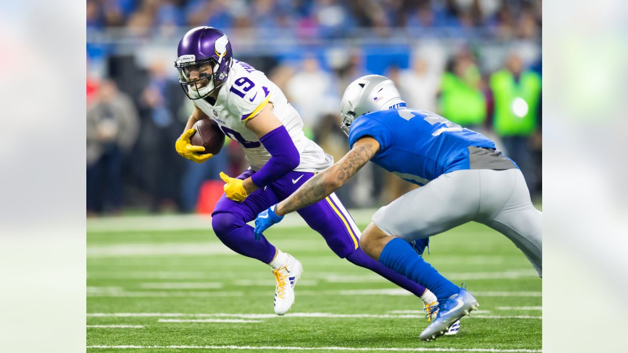 Vikings tailgaters embrace first home Thanksgiving game