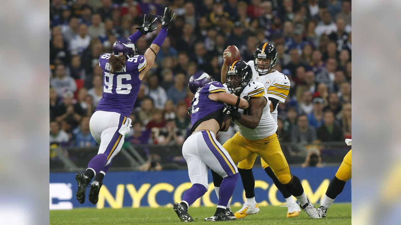 Minnesota Vikings: Last week's shoulder injury keeps Brian Robison out of  the game – Twin Cities