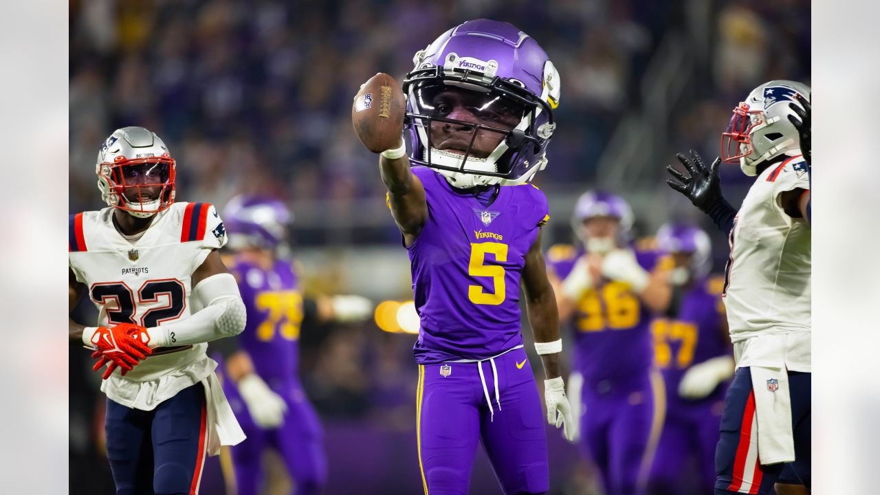 Vikings Get Bounce Back Win Over Patriots On Thanksgiving Night