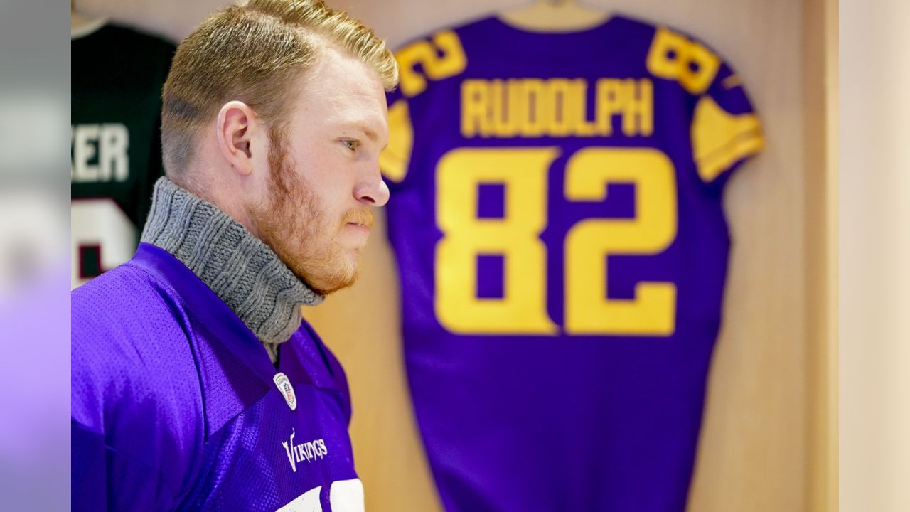 Kyle Rudolph Claims Vikings Should Explore Trading QB1