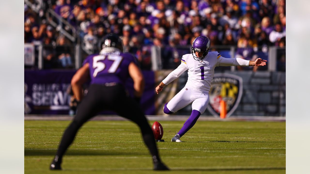 Vikings' Greg Joseph is struggling, here are 6 kickers to look at