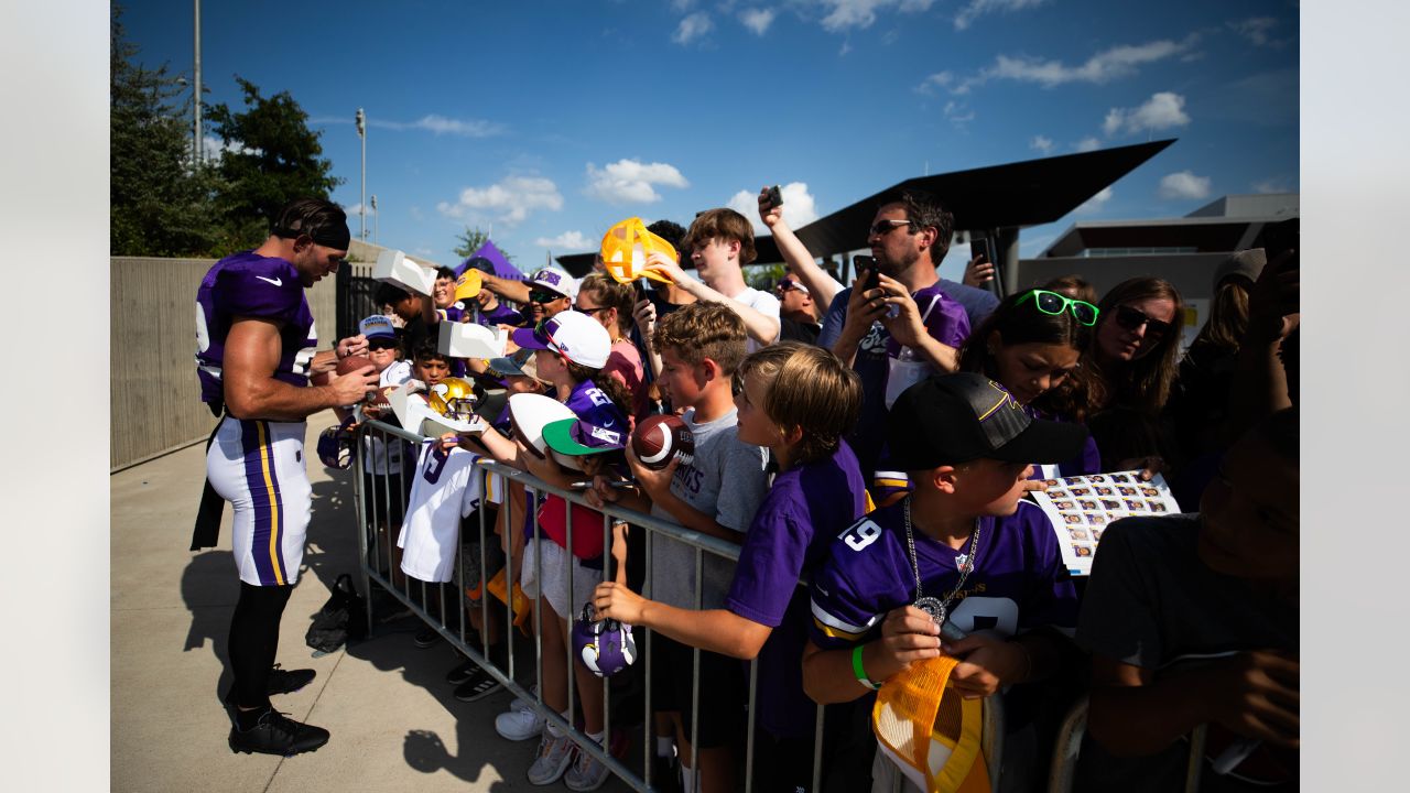 Kirk Cousins Wears No. 66 to Practice in Nod to Punter Ryan Wright